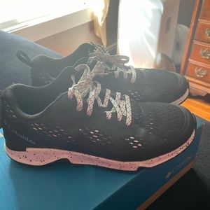 Columbia womens sneakers